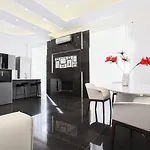 Duomo Luxory 4*
