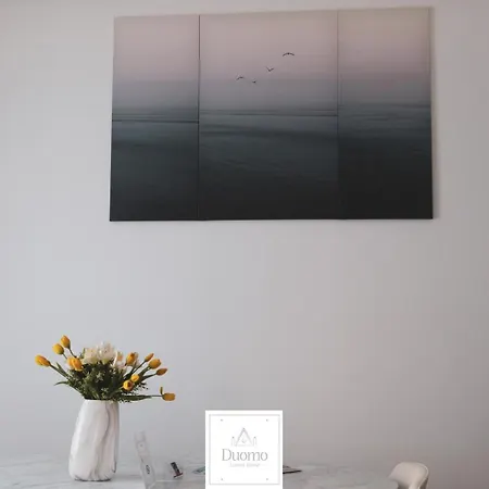 Duomo Luxory 招待所