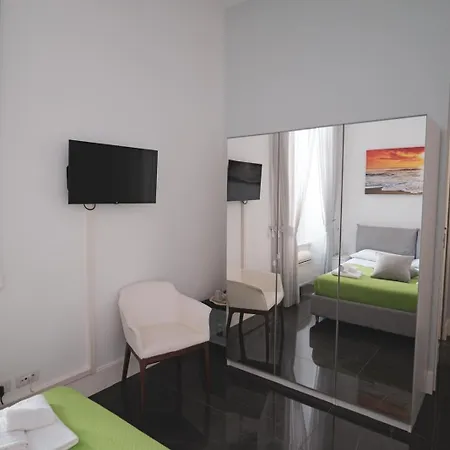 Duomo Luxory 4* Nápoly